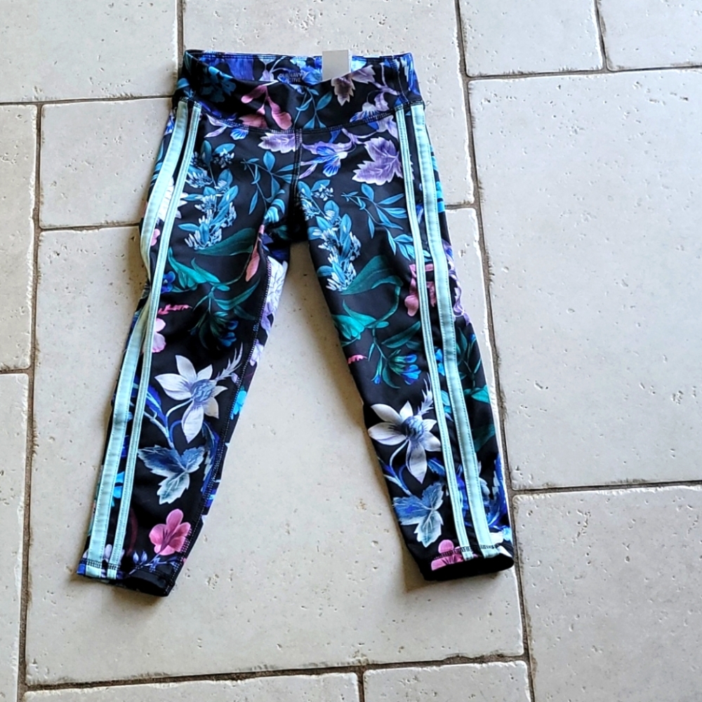 Old Navy girls capri leggings